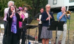 Old World Folk Band at Chisuk Emuna's groundbreaking